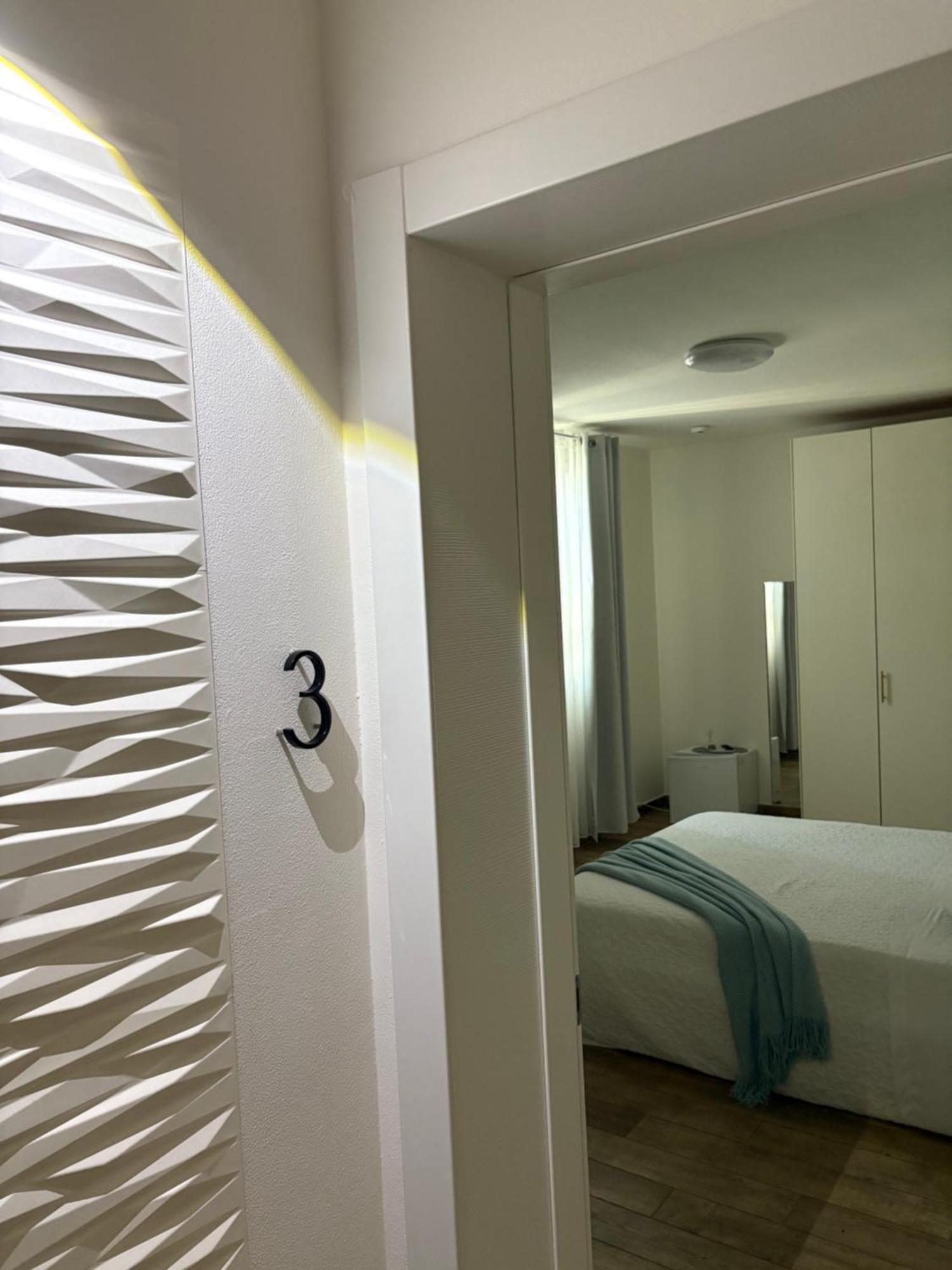 Hotel Ivy Park Medolla Esterno foto