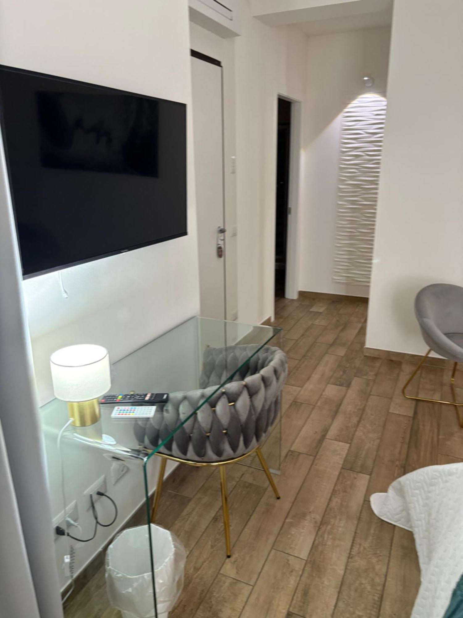 Hotel Ivy Park Medolla Esterno foto